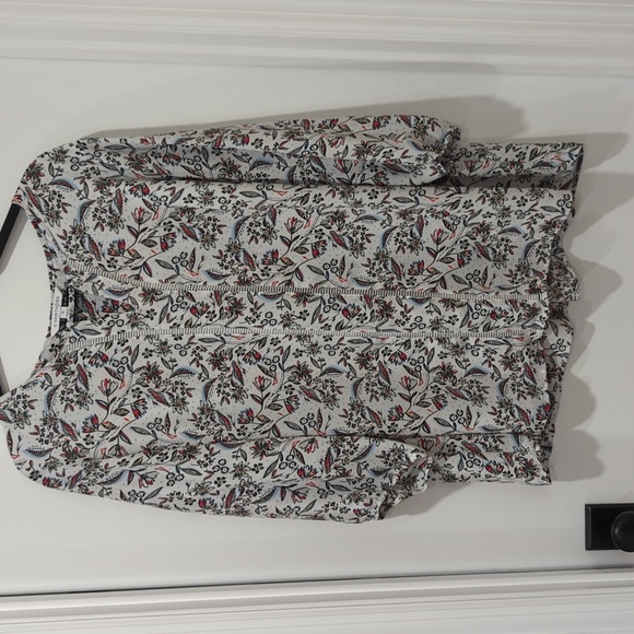 Flower pattern blouse - Picture 1 of 4